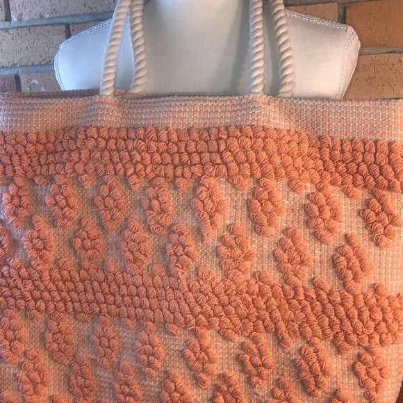 Macrame embroidered tote NWOT - Picture 2 of 6